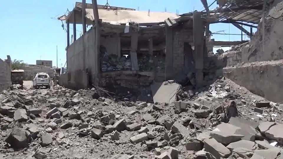 Iêmen realiza 20 ataques aéreos contra houthis na província de Taiz
